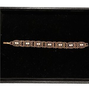Sarah Coventry Rose Gold Oval Links and Faux Pearl Bracelet